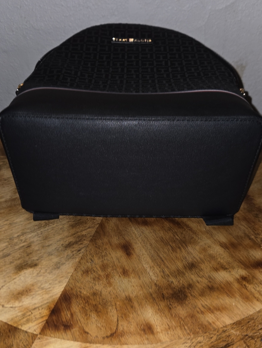 Women's Tommy Hilfiger "Nora II" Backpack - Picture 8 of 10
